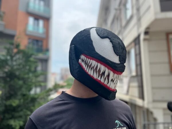 Vename_helmet_3d_printed