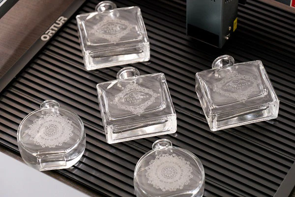 A-Complete-Tutorial-of-Professional-Photo-Etching-on-Glass-with-Laser-02